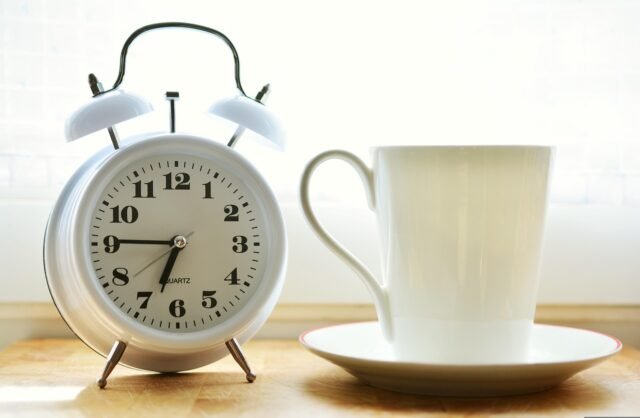 Natural Ways to Wake Up Early