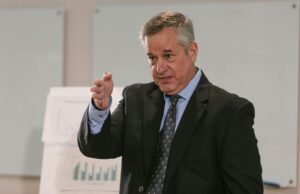 Time Management Techniques Used by Top CEOs: Boost Your Daily Productivity time management techniques used by top CEOs